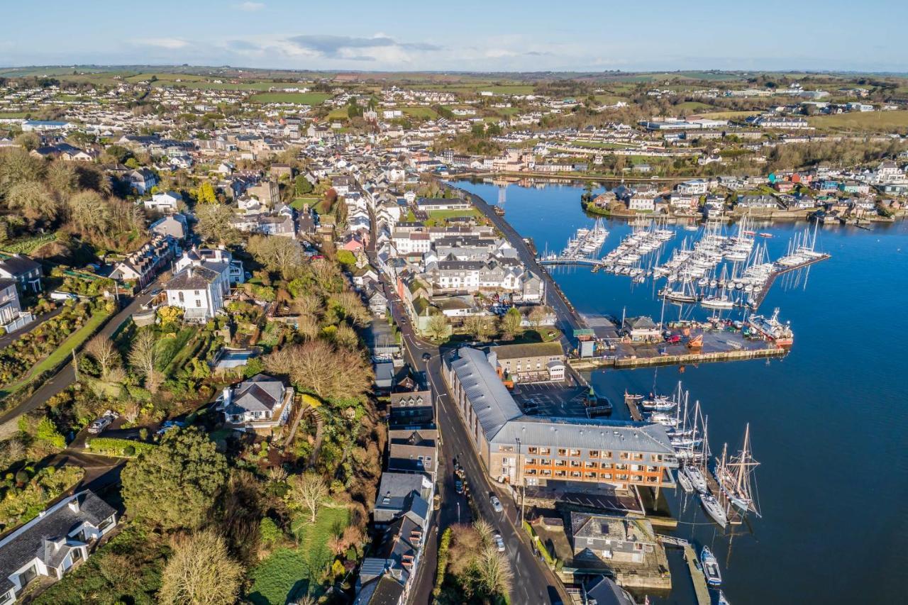 Ocean View,Kinsale, Hosted By Exquisite Holiday Homes, Sleeps 22 Εξωτερικό φωτογραφία