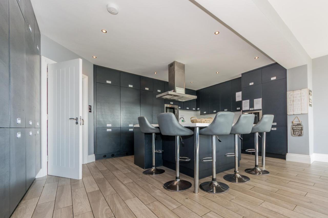 Ocean View,Kinsale, Hosted By Exquisite Holiday Homes, Sleeps 22 Εξωτερικό φωτογραφία