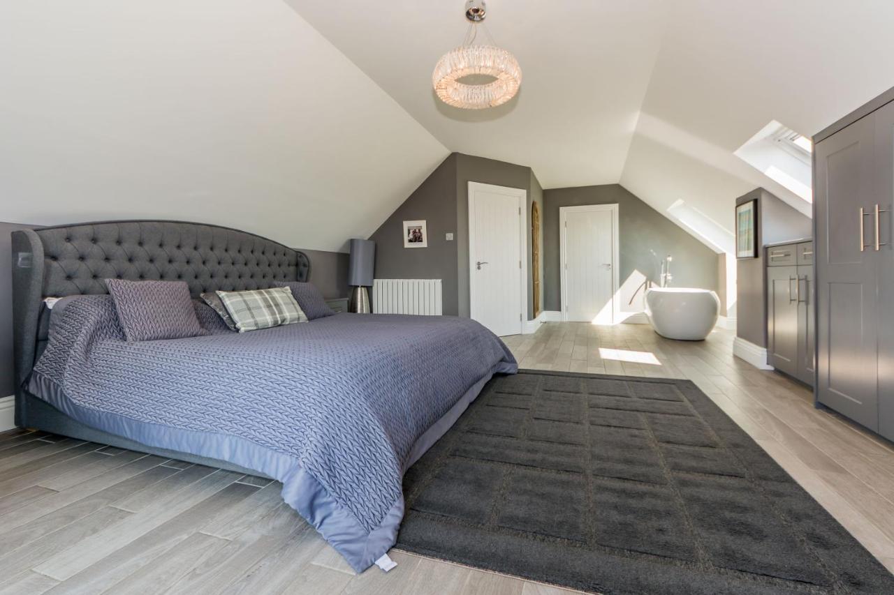 Ocean View,Kinsale, Hosted By Exquisite Holiday Homes, Sleeps 22 Εξωτερικό φωτογραφία